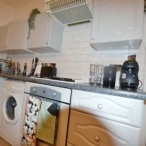 The Osborn At Brick Lane Apartment London