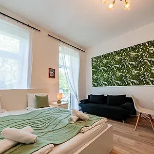 My Apartment- Jungle Privatunterkunft Wien